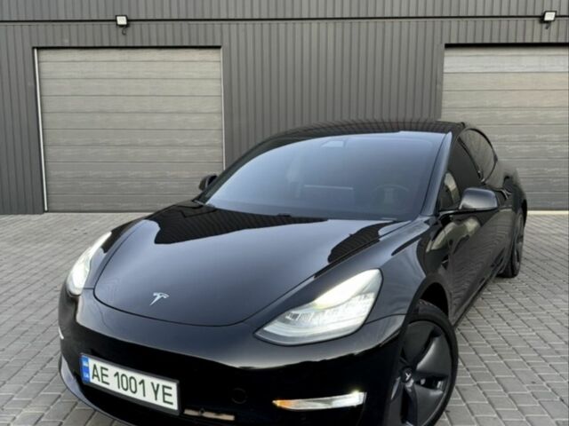Черный Тесла Модель 3, объемом двигателя 0 л и пробегом 95 тыс. км за 16999 $, фото 1 на Automoto.ua