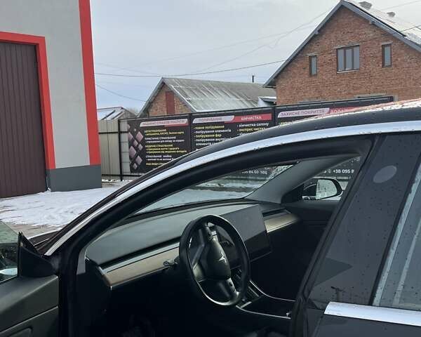 Черный Тесла Модель 3, объемом двигателя 0 л и пробегом 108 тыс. км за 21000 $, фото 1 на Automoto.ua