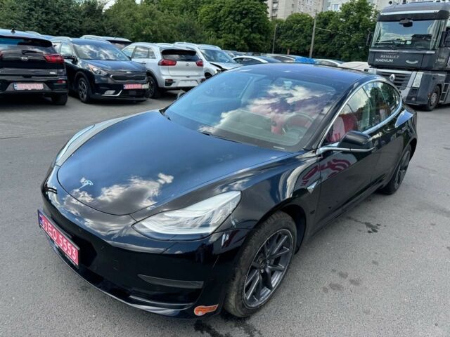 Черный Тесла Модель 3, объемом двигателя 0 л и пробегом 90 тыс. км за 13800 $, фото 1 на Automoto.ua