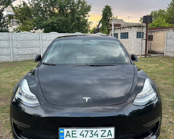 Чорний Тесла Модель 3, об'ємом двигуна 0 л та пробігом 86 тис. км за 22700 $, фото 1 на Automoto.ua