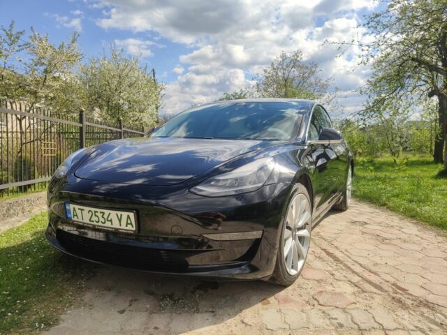 Черный Тесла Модель 3, объемом двигателя 0 л и пробегом 100 тыс. км за 16500 $, фото 1 на Automoto.ua