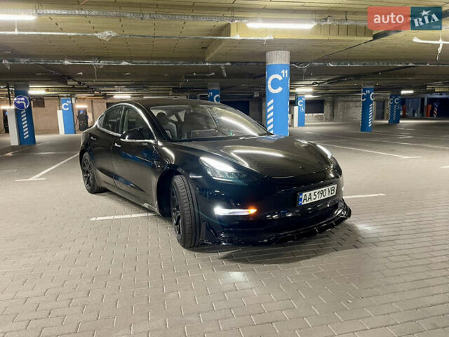 Черный Тесла Модель 3, объемом двигателя 0 л и пробегом 104 тыс. км за 19300 $, фото 1 на Automoto.ua
