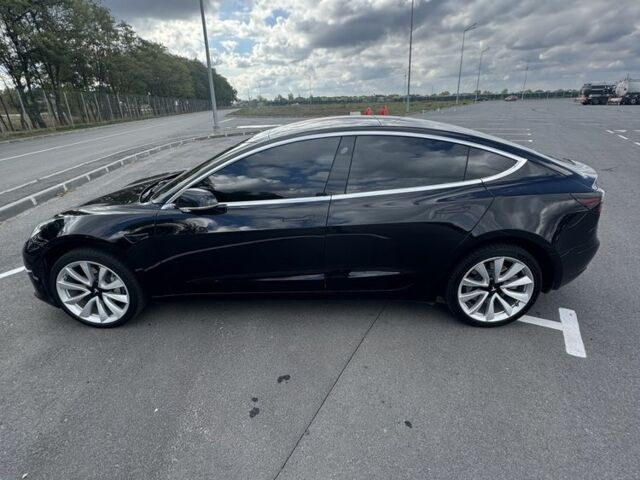 Тесла Модель 3 2018 в Днепре (Днепропетровске) на Automoto.ua Черный Тесла Модель 3, объемом двигателя 0 л и пробегом 135 тыс. км за 18200 $, фото 1 на Automoto.ua