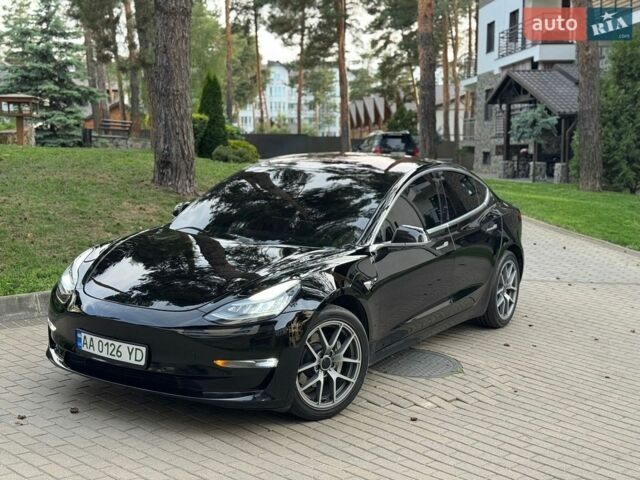 Чорний Тесла Модель 3, об'ємом двигуна 0 л та пробігом 122 тис. км за 13500 $, фото 1 на Automoto.ua
