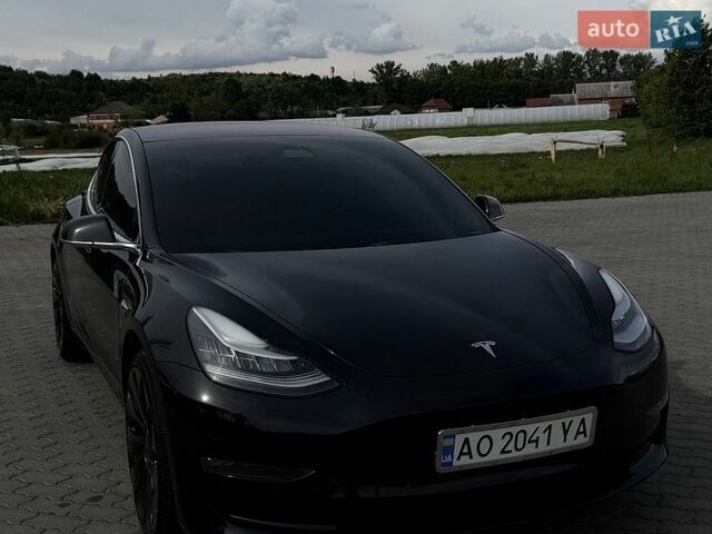 Черный Тесла Модель 3, объемом двигателя 0 л и пробегом 85 тыс. км за 17000 $, фото 1 на Automoto.ua