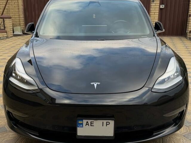 Чорний Тесла Модель 3, об'ємом двигуна 0 л та пробігом 128 тис. км за 13000 $, фото 1 на Automoto.ua