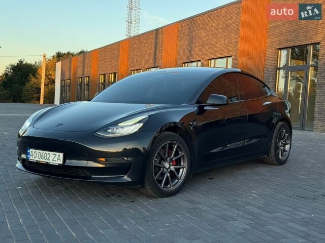 Чорний Тесла Модель 3, об'ємом двигуна 0 л та пробігом 136 тис. км за 17400 $, фото 1 на Automoto.ua