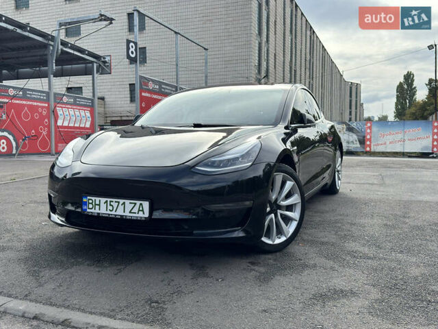 Чорний Тесла Модель 3, об'ємом двигуна 0 л та пробігом 216 тис. км за 16900 $, фото 1 на Automoto.ua