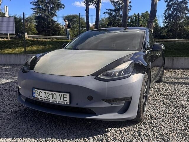 Черный Тесла Модель 3, объемом двигателя 0 л и пробегом 203 тыс. км за 13600 $, фото 1 на Automoto.ua