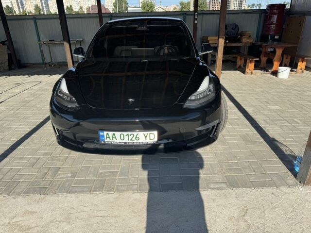 Чорний Тесла Модель 3, об'ємом двигуна 0 л та пробігом 109 тис. км за 16500 $, фото 1 на Automoto.ua