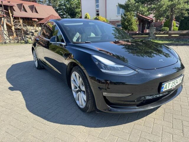 Чорний Тесла Модель 3, об'ємом двигуна 0 л та пробігом 124 тис. км за 15702 $, фото 1 на Automoto.ua