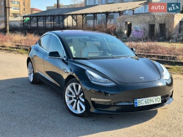 Черный Тесла Модель 3, объемом двигателя 0 л и пробегом 156 тыс. км за 16500 $, фото 1 на Automoto.ua