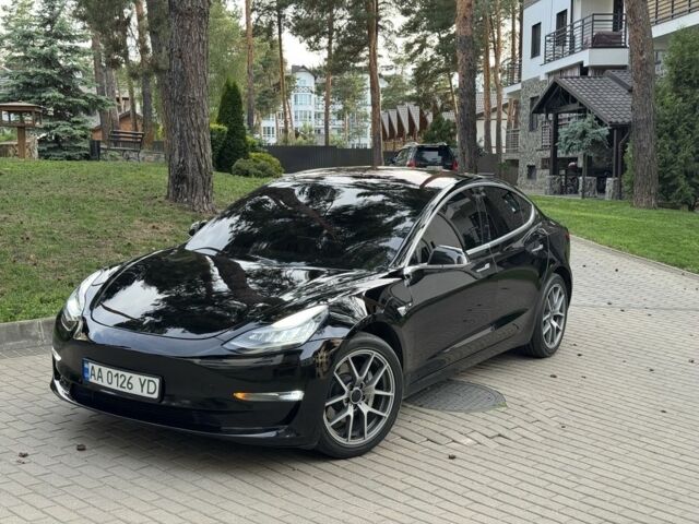 Черный Тесла Модель 3, объемом двигателя 0 л и пробегом 122 тыс. км за 14200 $, фото 1 на Automoto.ua