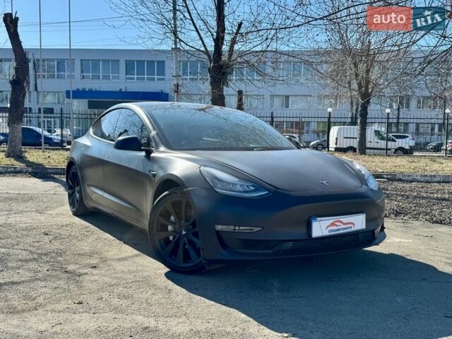 Черный Тесла Модель 3, объемом двигателя 0 л и пробегом 170 тыс. км за 13990 $, фото 1 на Automoto.ua