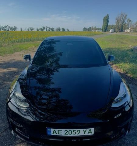 Черный Тесла Модель 3, объемом двигателя 0 л и пробегом 45 тыс. км за 18000 $, фото 1 на Automoto.ua