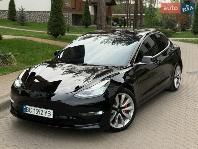 Черный Тесла Модель 3, объемом двигателя 0 л и пробегом 200 тыс. км за 15450 $, фото 1 на Automoto.ua