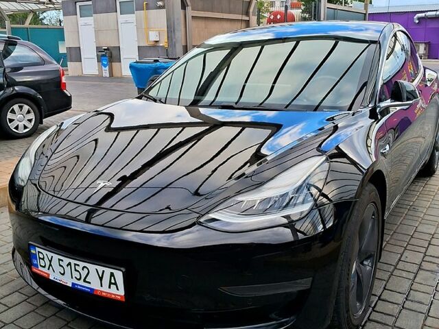 Чорний Тесла Модель 3, об'ємом двигуна 0 л та пробігом 470 тис. км за 15500 $, фото 1 на Automoto.ua