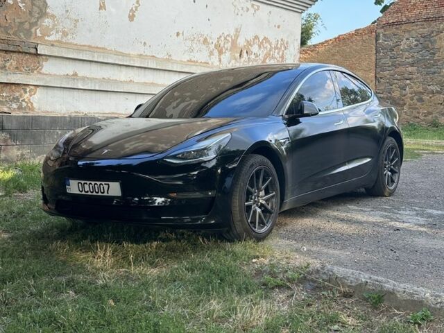 Чорний Тесла Модель 3, об'ємом двигуна 3 л та пробігом 3 тис. км за 16003 $, фото 1 на Automoto.ua