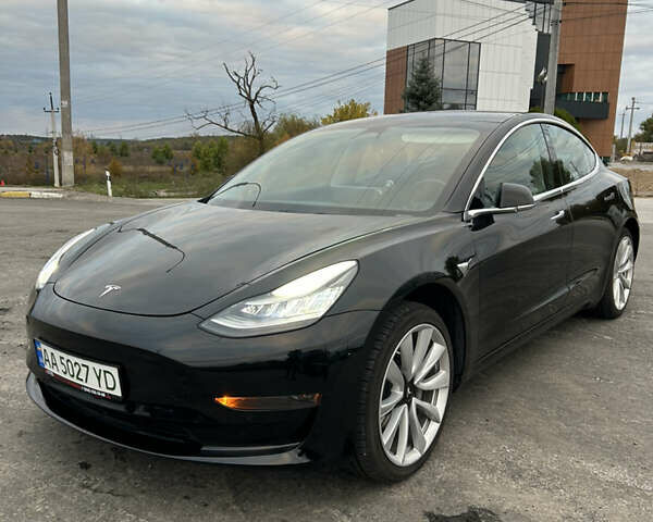 Черный Тесла Модель 3, объемом двигателя 0 л и пробегом 101 тыс. км за 17600 $, фото 1 на Automoto.ua