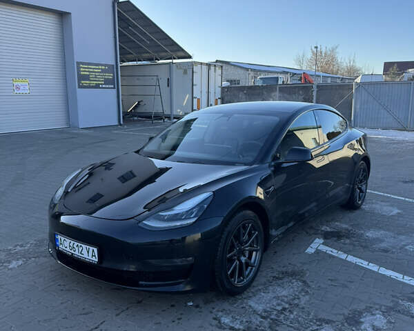 Чорний Тесла Модель 3, об'ємом двигуна 0 л та пробігом 98 тис. км за 17500 $, фото 1 на Automoto.ua
