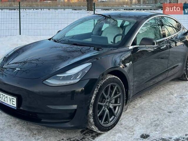 Черный Тесла Модель 3, объемом двигателя 0 л и пробегом 220 тыс. км за 14500 $, фото 1 на Automoto.ua