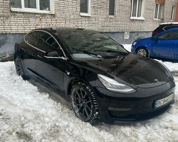 Черный Тесла Модель 3, объемом двигателя 0 л и пробегом 344 тыс. км за 14900 $, фото 1 на Automoto.ua