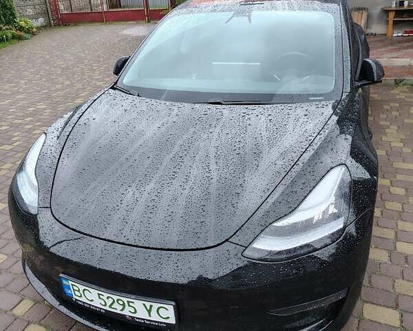 Черный Тесла Модель 3, объемом двигателя 0 л и пробегом 96 тыс. км за 12000 $, фото 1 на Automoto.ua