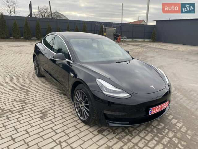 Чорний Тесла Модель 3, об'ємом двигуна 0 л та пробігом 179 тис. км за 18600 $, фото 1 на Automoto.ua