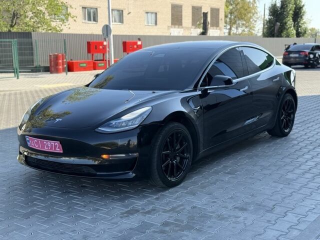 Чорний Тесла Модель 3, об'ємом двигуна 0 л та пробігом 50 тис. км за 19000 $, фото 1 на Automoto.ua