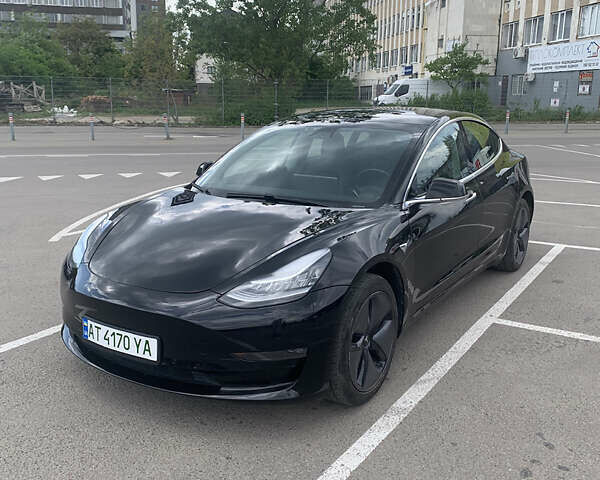 Черный Тесла Модель 3, объемом двигателя 0 л и пробегом 125 тыс. км за 16000 $, фото 1 на Automoto.ua