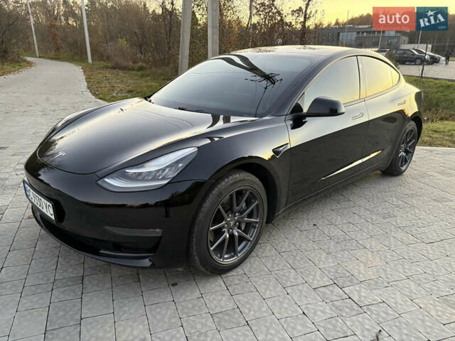 Черный Тесла Модель 3, объемом двигателя 0 л и пробегом 132 тыс. км за 14999 $, фото 1 на Automoto.ua
