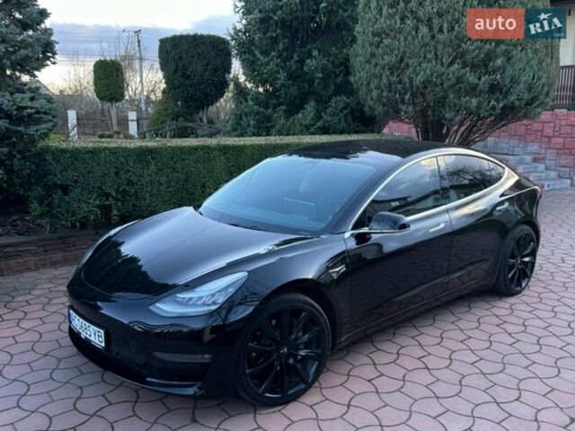 Чорний Тесла Модель 3, об'ємом двигуна 0 л та пробігом 203 тис. км за 14700 $, фото 1 на Automoto.ua