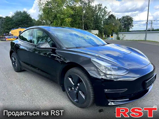 Черный Тесла Модель 3, объемом двигателя 1 л и пробегом 94 тыс. км за 11600 $, фото 1 на Automoto.ua