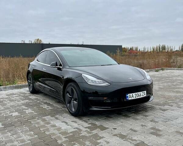 Чорний Тесла Модель 3, об'ємом двигуна 0 л та пробігом 110 тис. км за 15300 $, фото 1 на Automoto.ua
