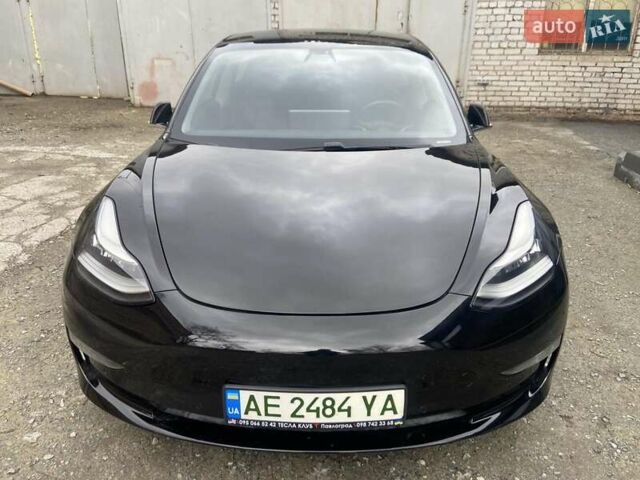 Черный Тесла Модель 3, объемом двигателя 0 л и пробегом 48 тыс. км за 19500 $, фото 1 на Automoto.ua