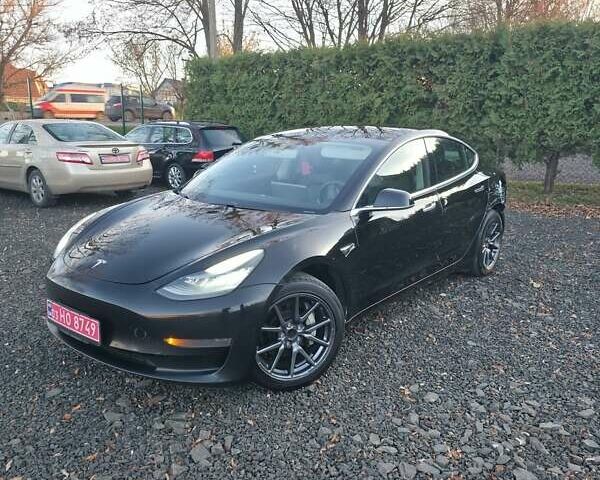 Чорний Тесла Модель 3, об'ємом двигуна 0 л та пробігом 201 тис. км за 12100 $, фото 1 на Automoto.ua