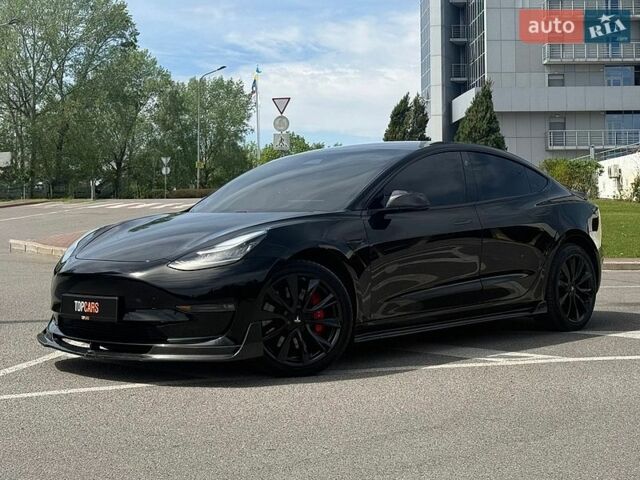 Чорний Тесла Модель 3, об'ємом двигуна 0 л та пробігом 93 тис. км за 18900 $, фото 1 на Automoto.ua