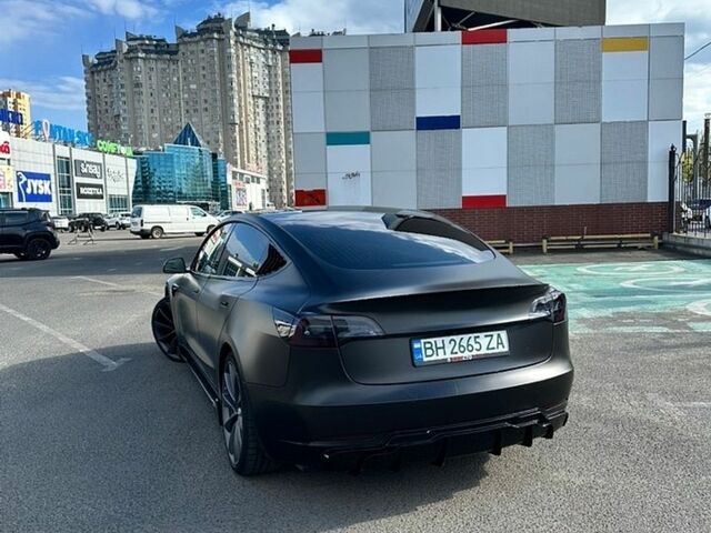 Чорний Тесла Модель 3, об'ємом двигуна 0 л та пробігом 64 тис. км за 24999 $, фото 1 на Automoto.ua