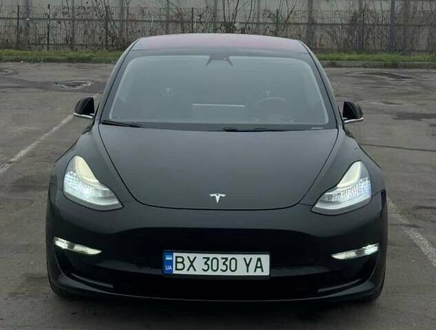 Чорний Тесла Модель 3, об'ємом двигуна 0 л та пробігом 138 тис. км за 17300 $, фото 1 на Automoto.ua
