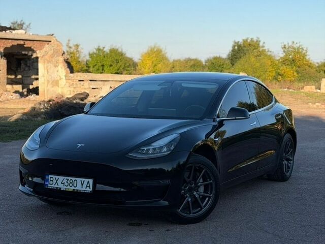 Чорний Тесла Модель 3, об'ємом двигуна 0 л та пробігом 156 тис. км за 14900 $, фото 1 на Automoto.ua