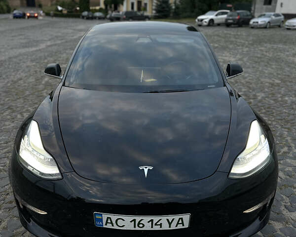 Черный Тесла Модель 3, объемом двигателя 0 л и пробегом 130 тыс. км за 18500 $, фото 1 на Automoto.ua