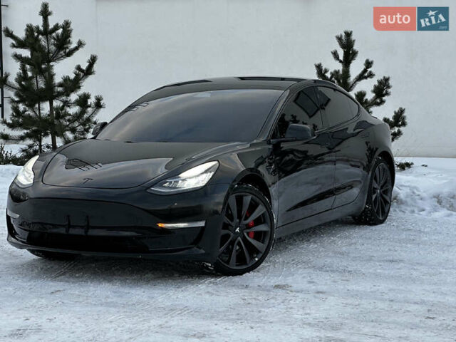 Черный Тесла Модель 3, объемом двигателя 0 л и пробегом 127 тыс. км за 16999 $, фото 1 на Automoto.ua