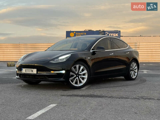 Черный Тесла Модель 3, объемом двигателя 0 л и пробегом 98 тыс. км за 17900 $, фото 1 на Automoto.ua