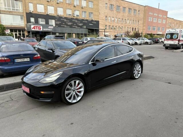 Черный Тесла Модель 3, объемом двигателя 0 л и пробегом 160 тыс. км за 25000 $, фото 1 на Automoto.ua