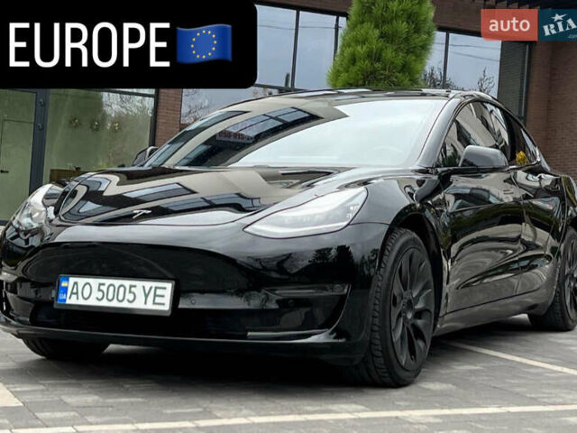 Черный Тесла Модель 3, объемом двигателя 0 л и пробегом 93 тыс. км за 15600 $, фото 1 на Automoto.ua