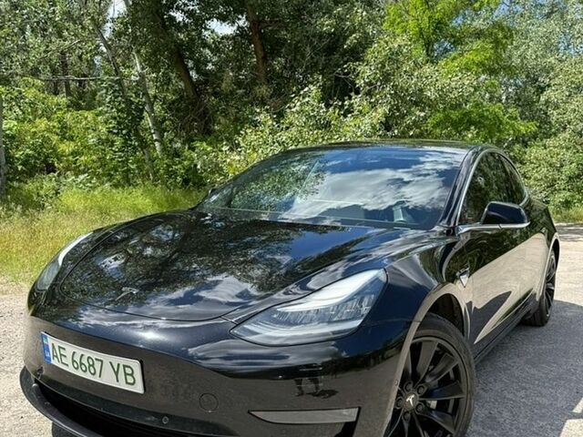 Черный Тесла Модель 3, объемом двигателя 0 л и пробегом 160 тыс. км за 14300 $, фото 1 на Automoto.ua