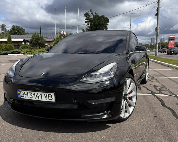 Черный Тесла Модель 3, объемом двигателя 0 л и пробегом 142 тыс. км за 21000 $, фото 1 на Automoto.ua