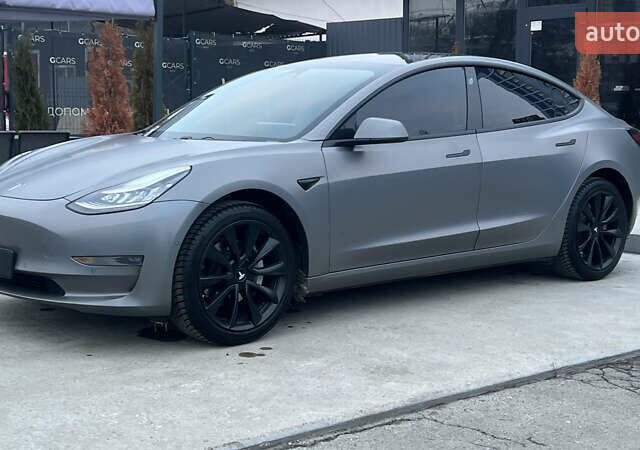 Чорний Тесла Модель 3, об'ємом двигуна 0 л та пробігом 251 тис. км за 13900 $, фото 1 на Automoto.ua