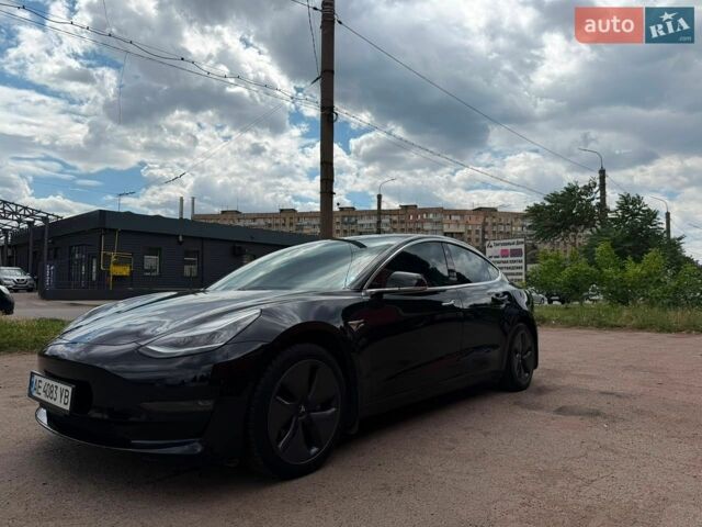 Черный Тесла Модель 3, объемом двигателя 0 л и пробегом 97 тыс. км за 18000 $, фото 1 на Automoto.ua