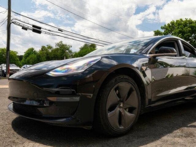 Чорний Тесла Модель 3, об'ємом двигуна 0 л та пробігом 39 тис. км за 8000 $, фото 1 на Automoto.ua